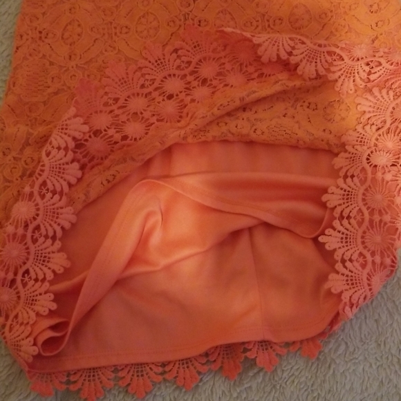 Dress - Picture 2 of 4